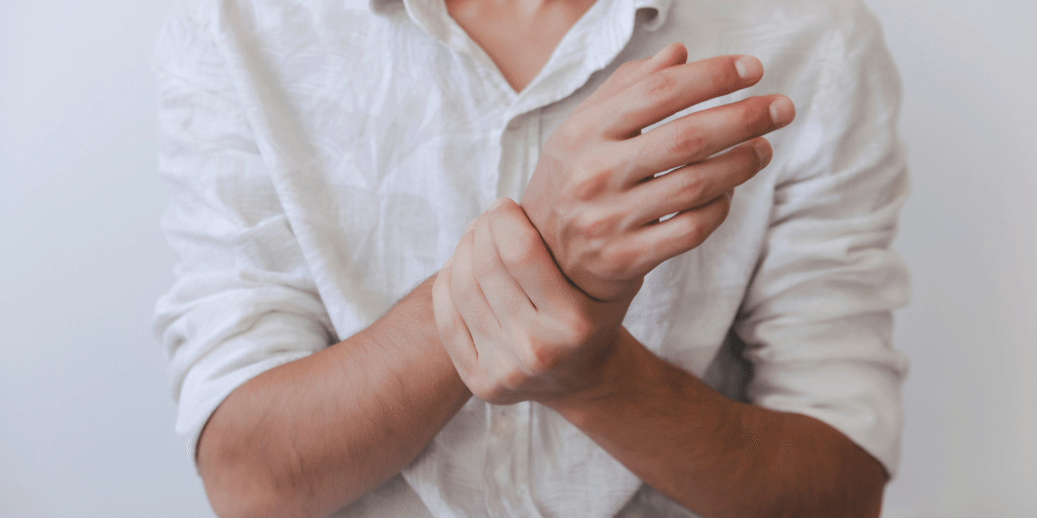 gydymo artritas pirštai