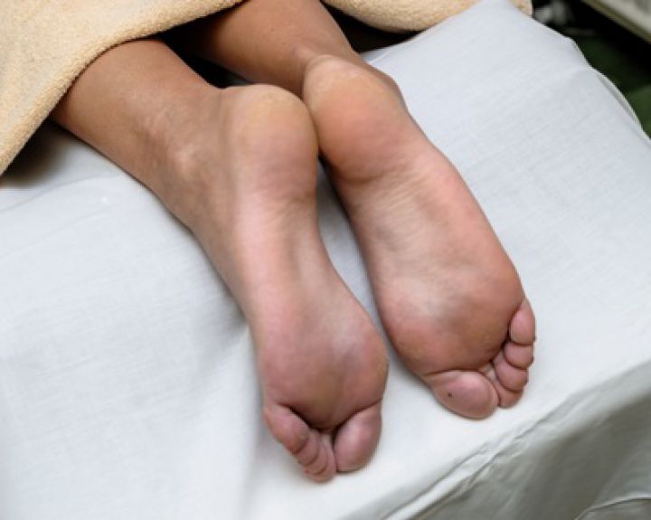 gydymas pėdos pėdos tvirtinimo sąnarių gydymas